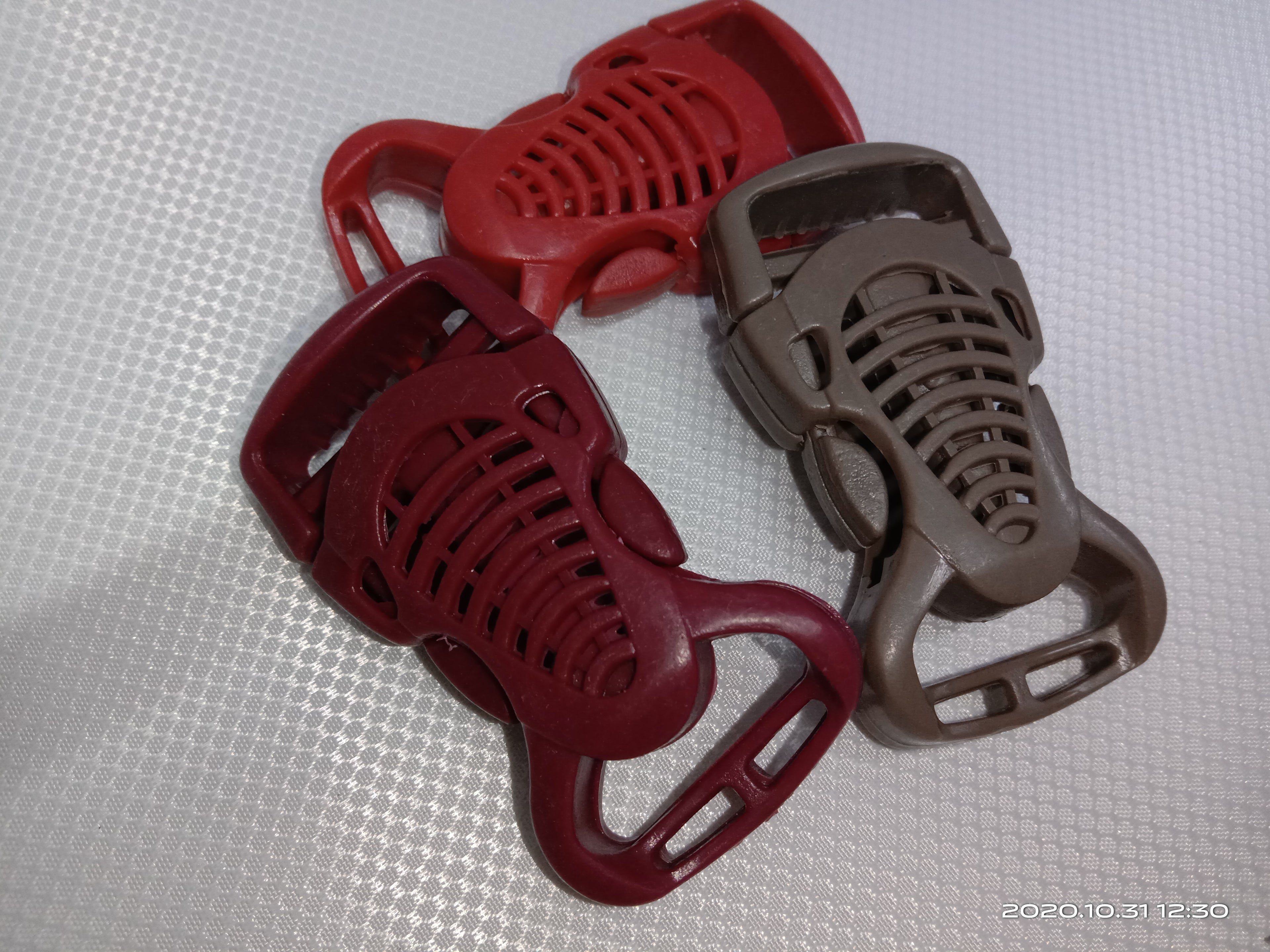 Plastic Side Release Buckle (Bag Buckle / Snap Buckle) बैग बकल / बेल्ट बकल
