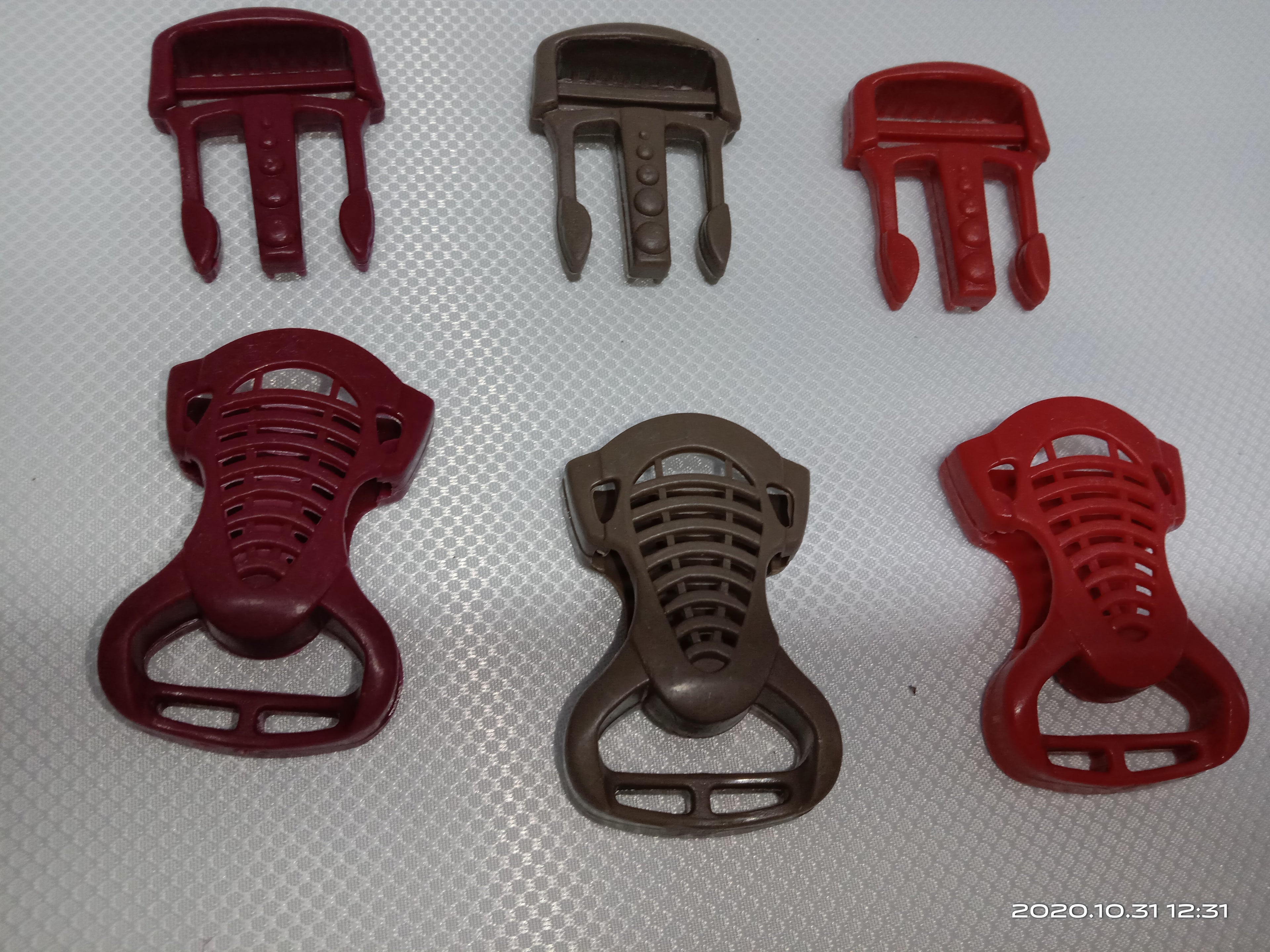 Plastic Side Release Buckle (Bag Buckle / Snap Buckle) बैग बकल / बेल्ट बकल