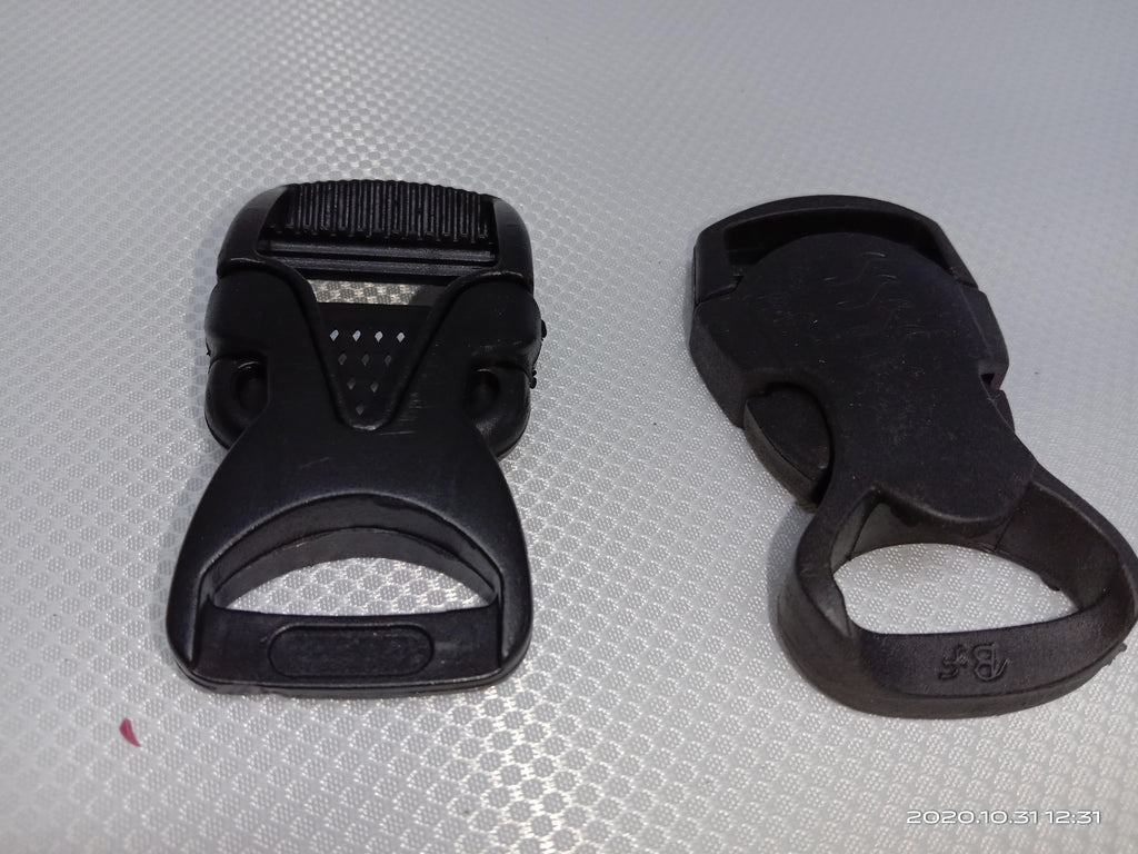 Plastic Side Release Buckle (Bag Buckle / Snap Buckle) बैग बकल / बेल्ट बकल